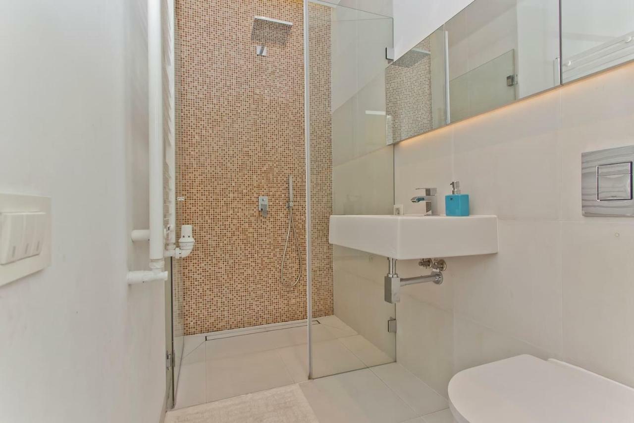 Luxury And Comfortable- Golden Apartments- Royal Street Warszawa Eksteriør billede